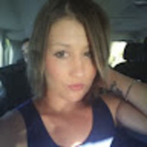 Meet your Posher, Raquel